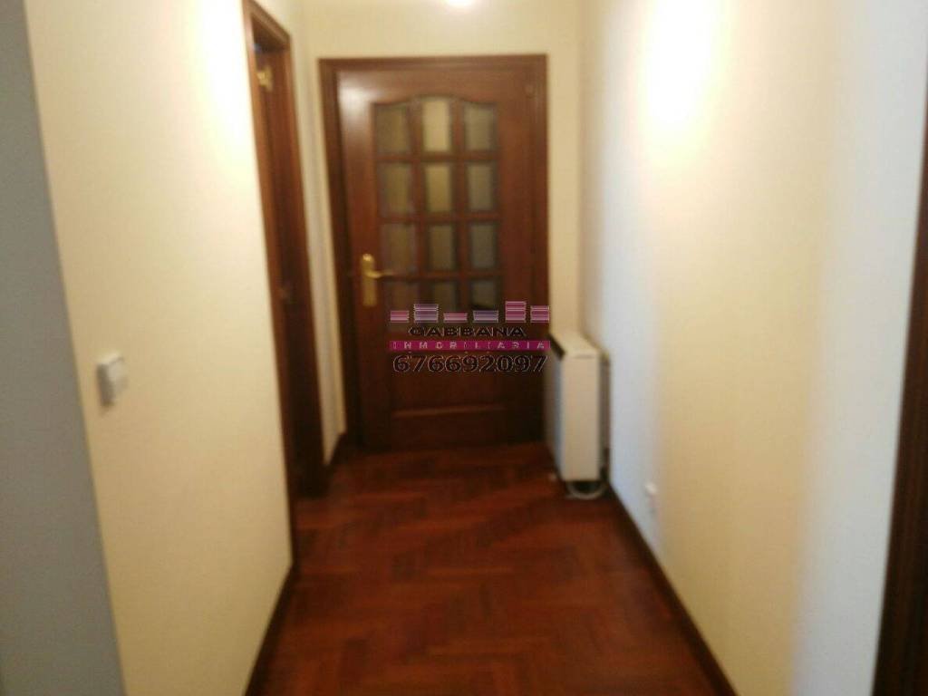 Piso de 75 m² en Vigo