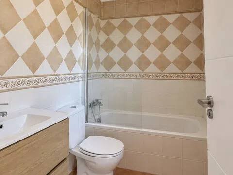 Flat 140 m² in Marbella