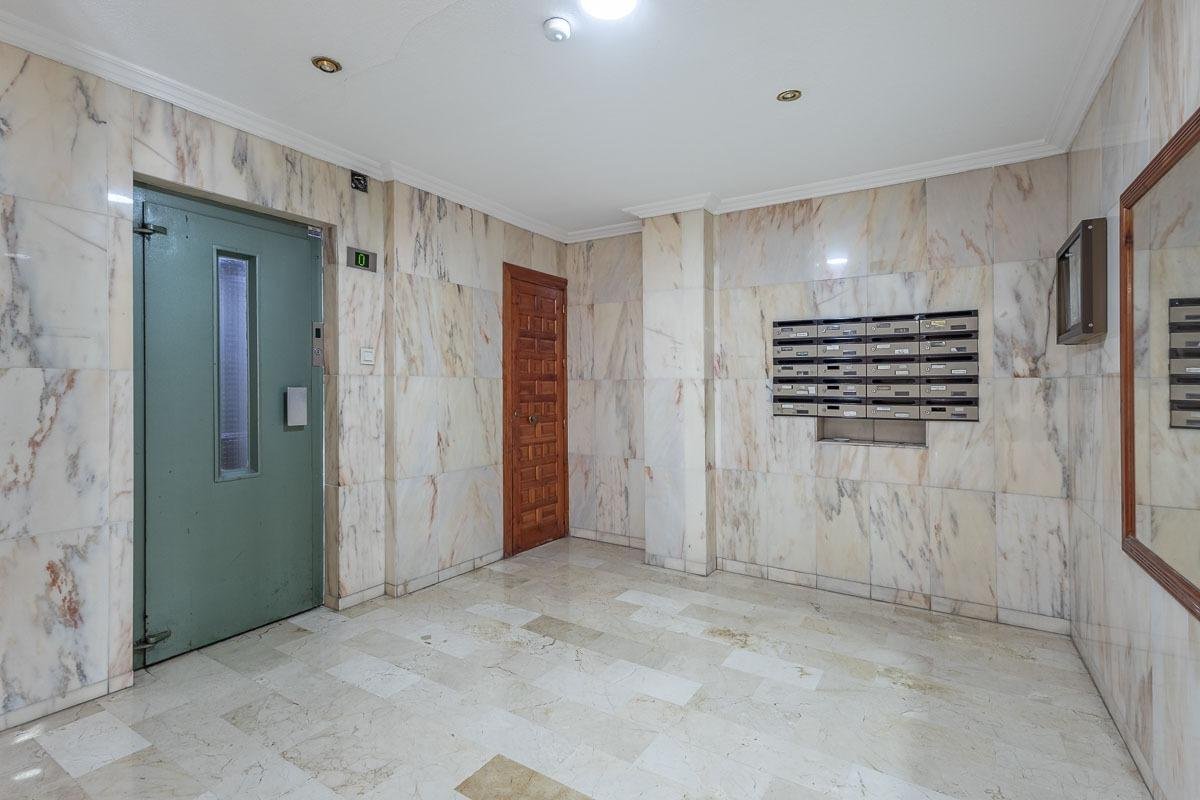 Piso de 89 m² en Granada