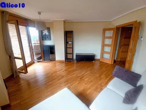 Pis de 92 m² a Oviedo