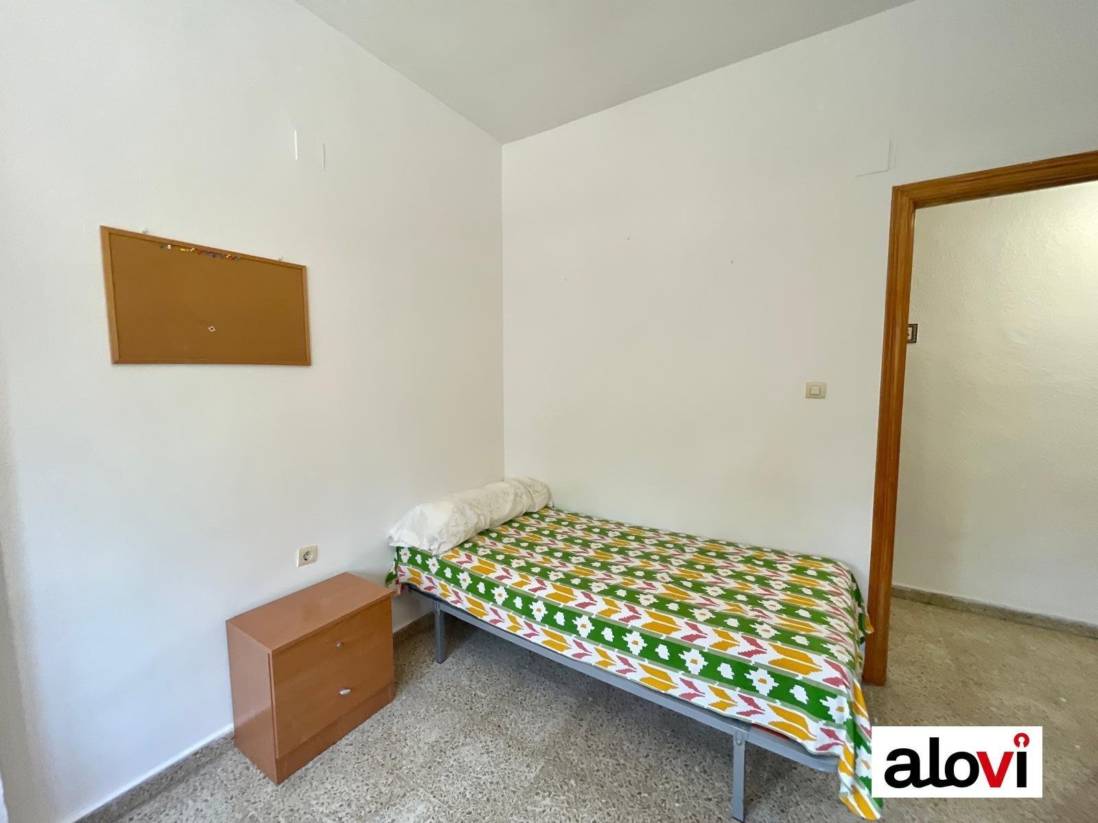 Habitación 131 m², Granada