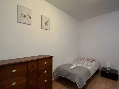 Habitación 115 m², Jaca