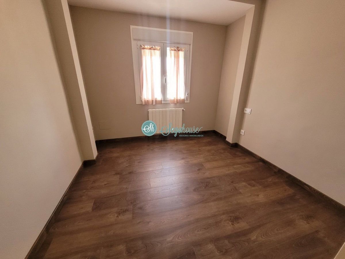 Piso de 100 m² en Segovia