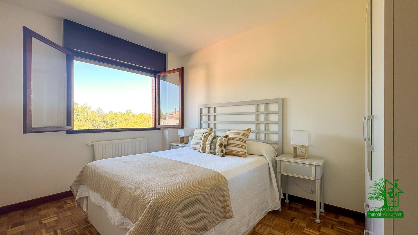 Piso de 94 m² en Oviedo