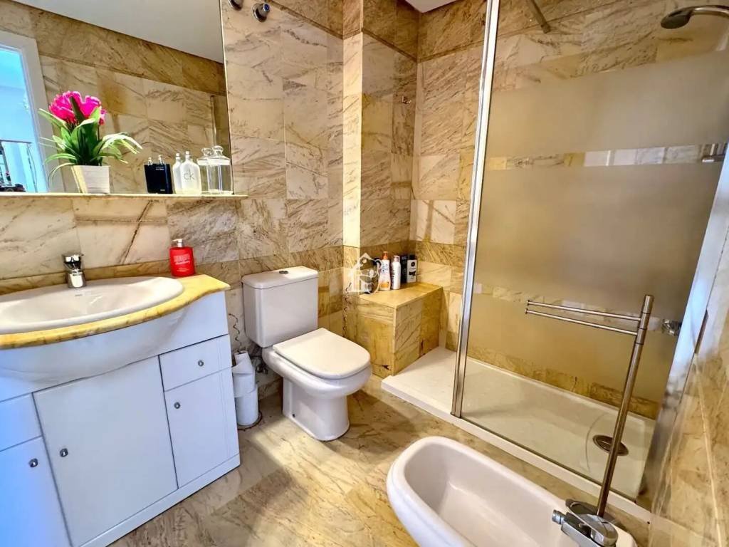 Casa de 200 m² en Orihuela
