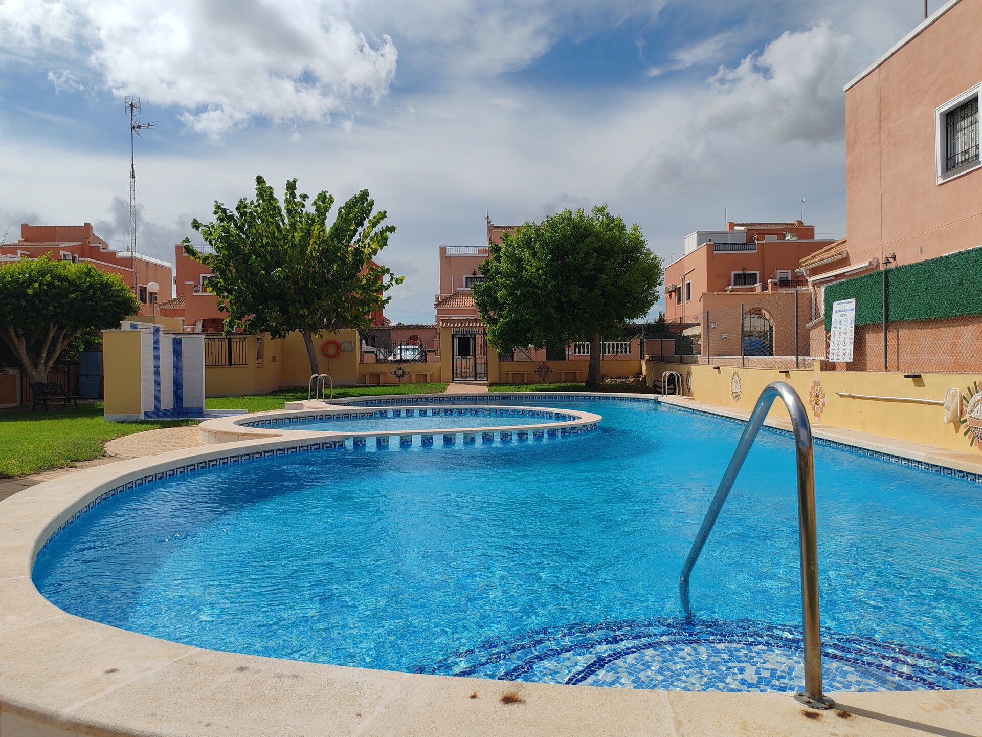 Flat 95 m² in Los Montesinos