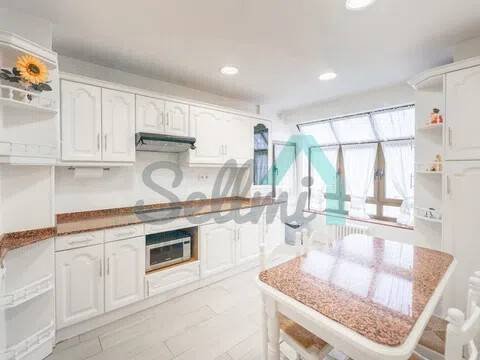 Piso de 107 m² en Oviedo