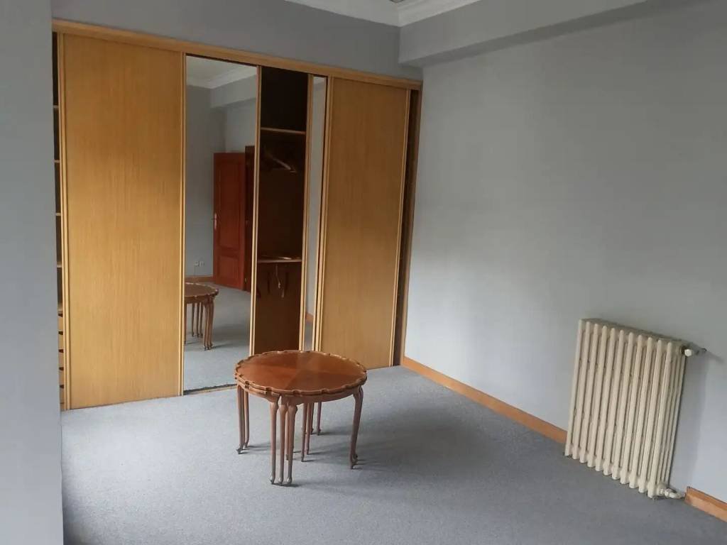 Piso de 160 m² en Oviedo