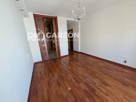 Piso de 142 m² en Almería