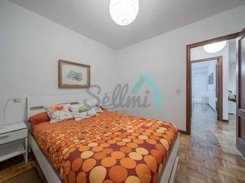Piso de 89 m² en Oviedo
