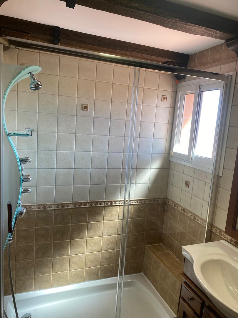 Wohnung 100 m² in Algeciras