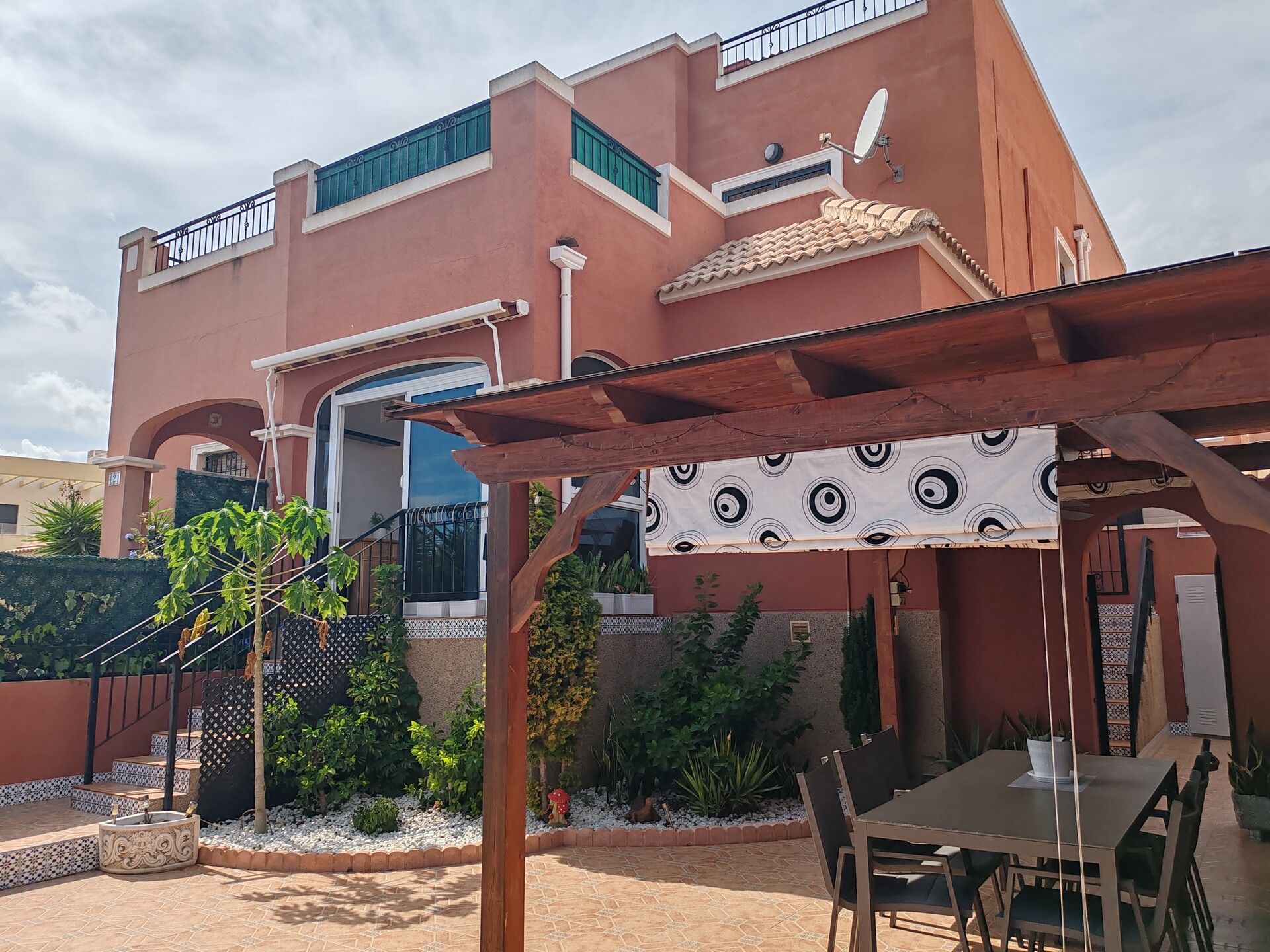 Flat 95 m² in Los Montesinos