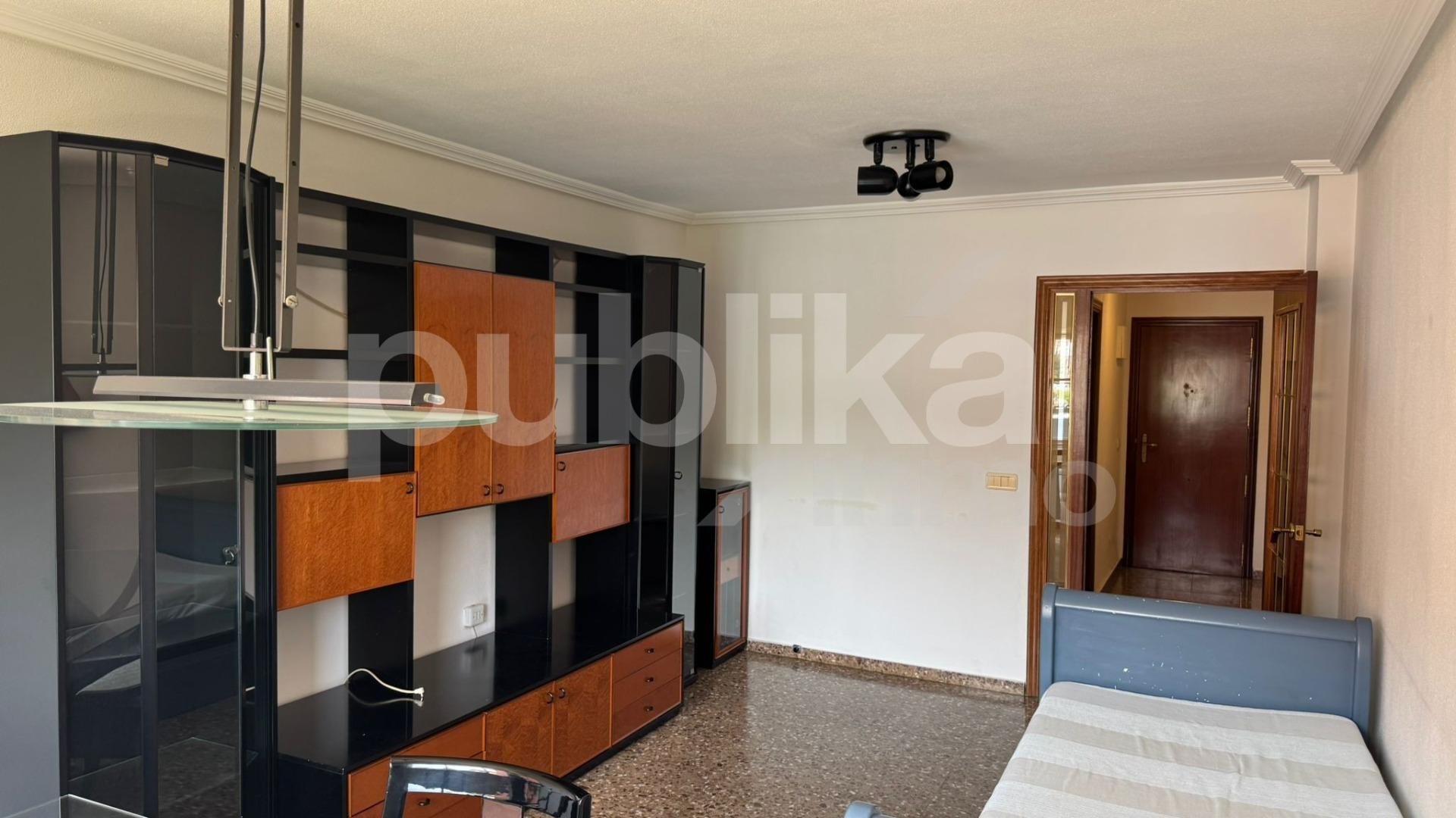 Pis de 98 m² a Xixona