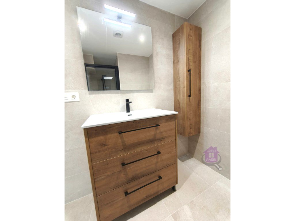 Pis de 85 m² a Sant Sebastià