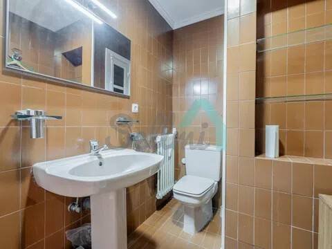 Piso de 153 m² en Oviedo