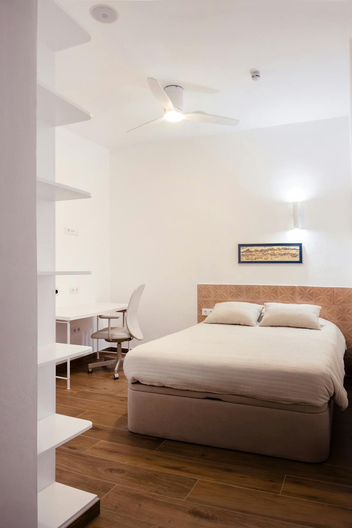 Habitación 100 m², Sevilla