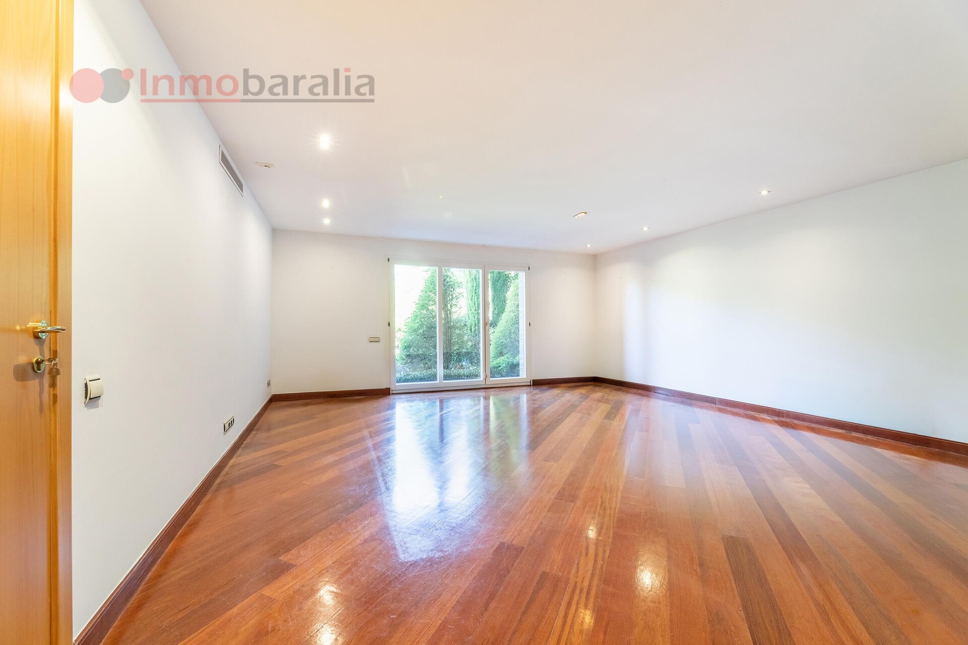 Pis de 800 m² a Pozuelo de Alarcón