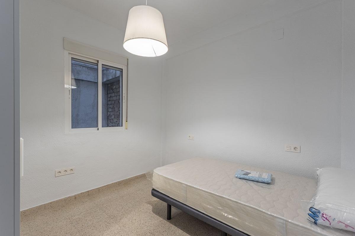 Piso de 101 m² en Granada