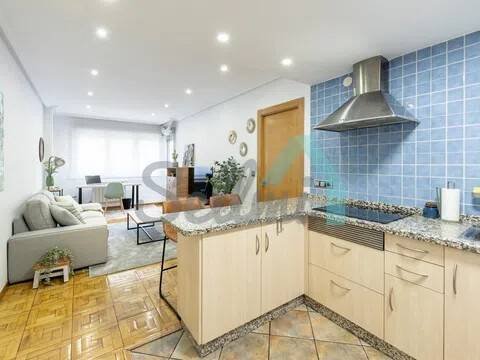 Piso de 52 m² en Oviedo