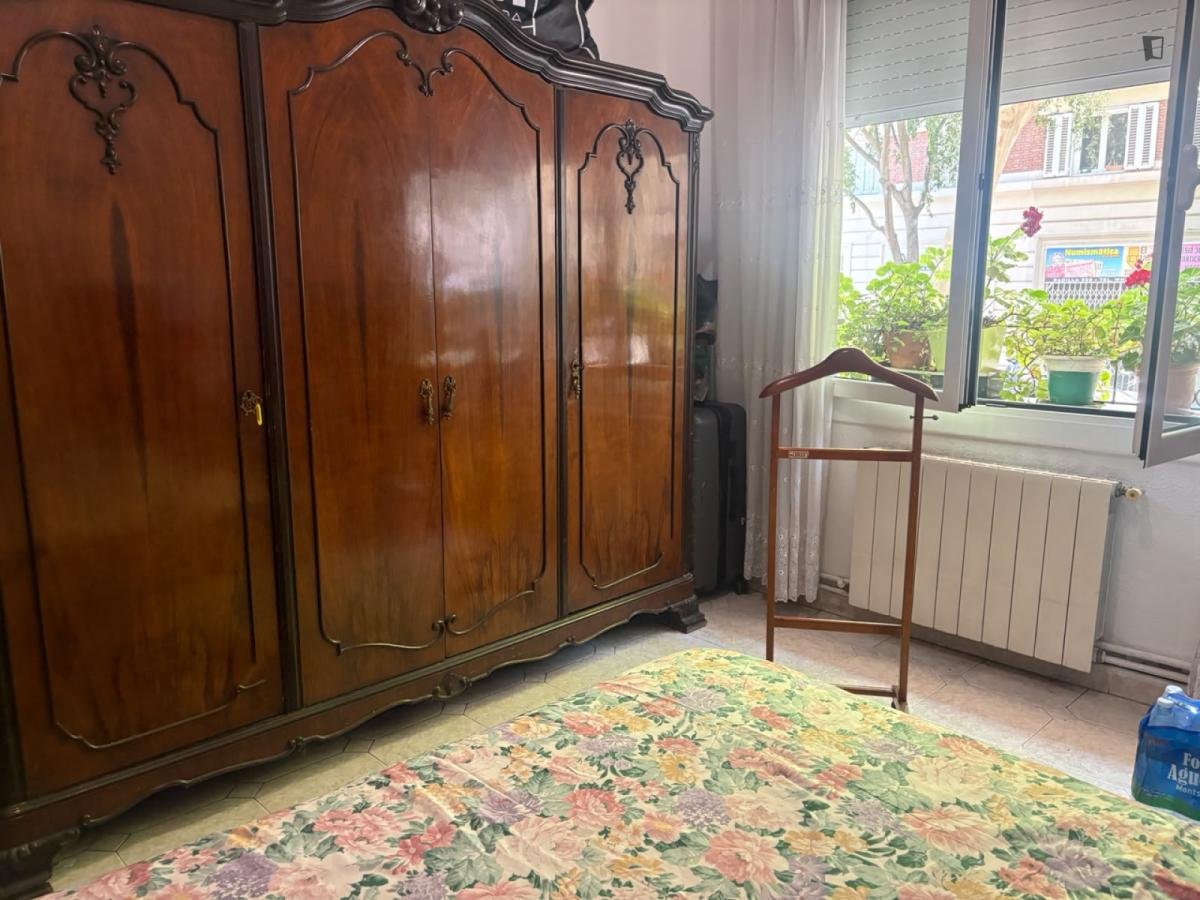 Room for rent, Barcelona