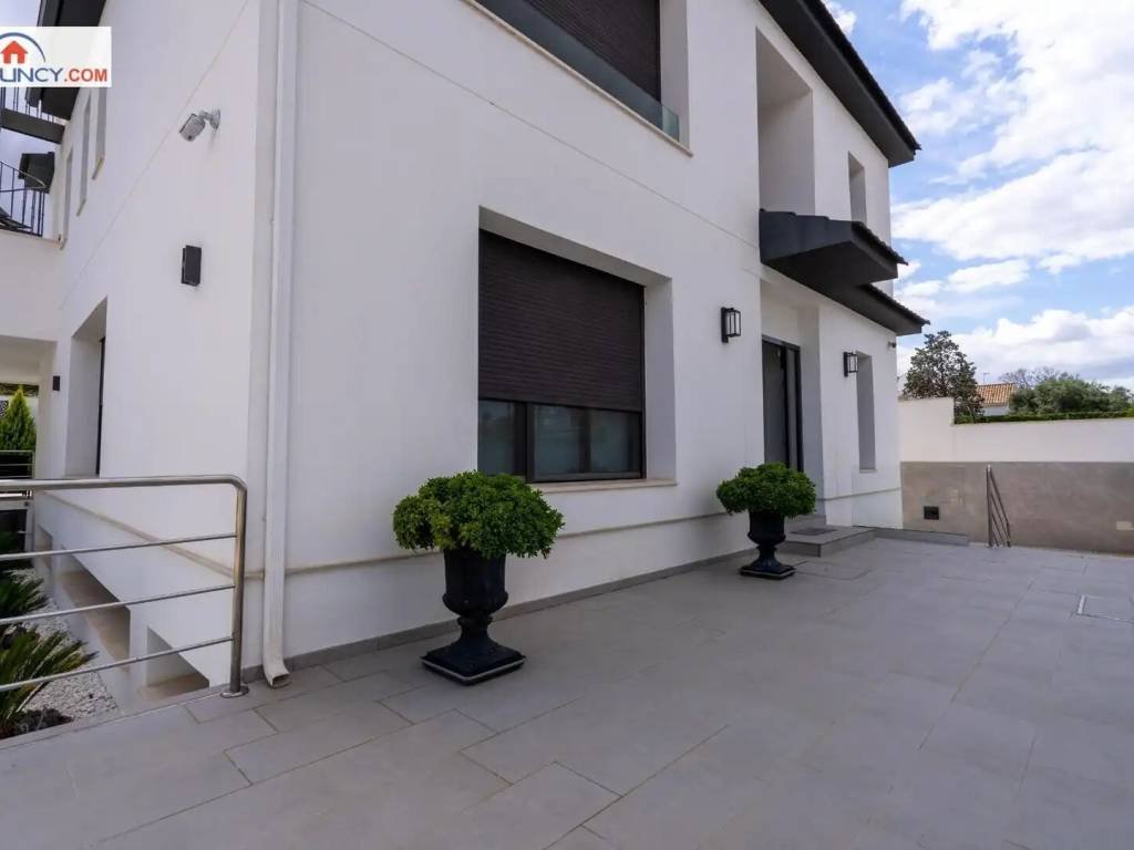 Casa de 372 m² en Dos Hermanas