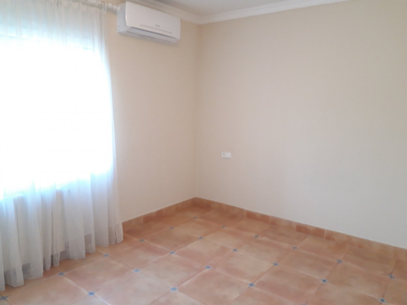 Haus 485 m² in Pedreguer
