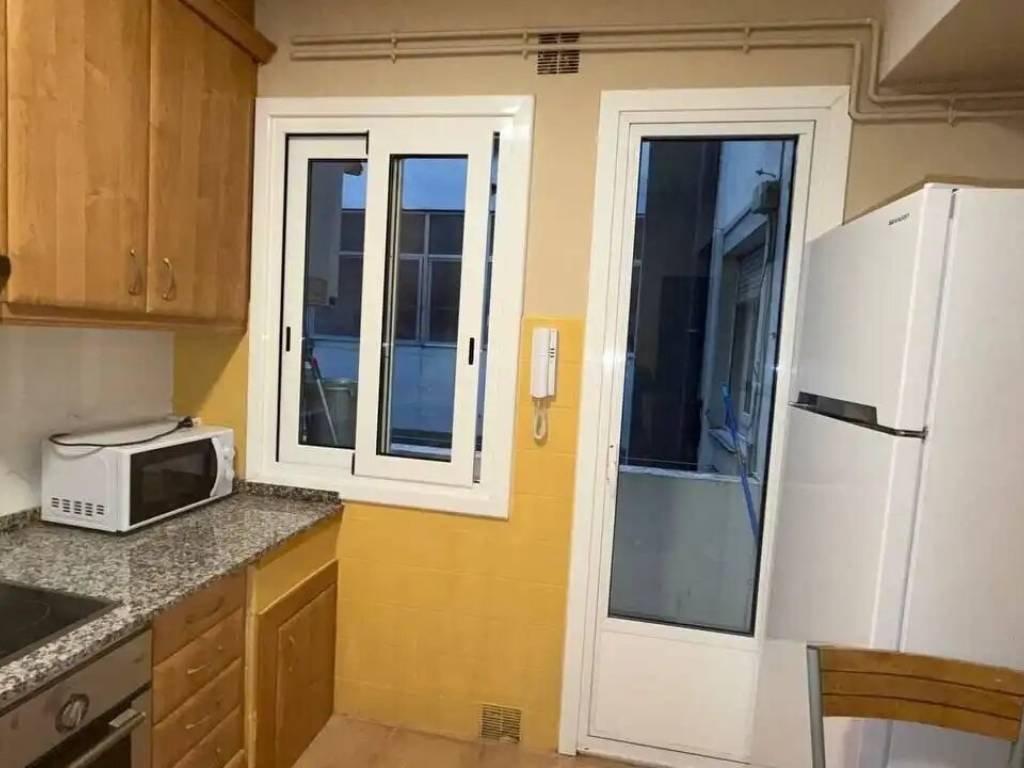 Piso de 95 m² en Ourense