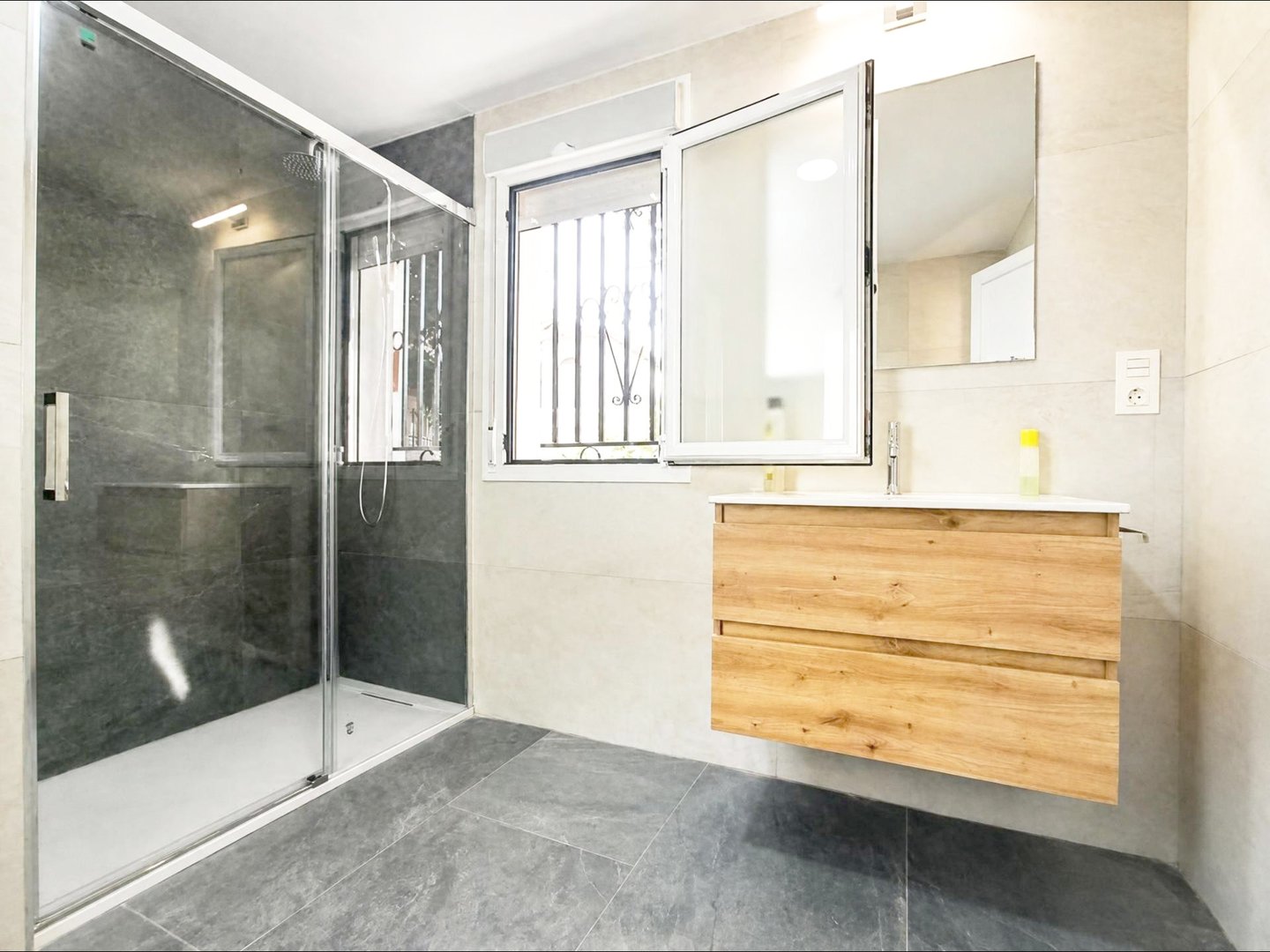 Appartamento 68 m² a Granada