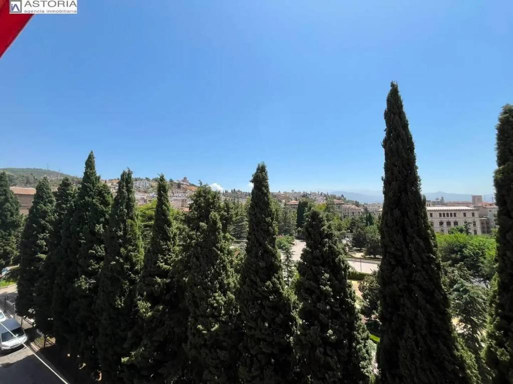 Piso de 175 m² en Granada