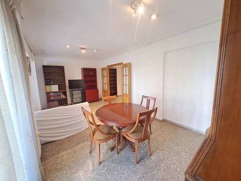 Wohnung 113 m² in Valencia
