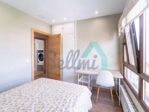Pis de 80 m² a Oviedo