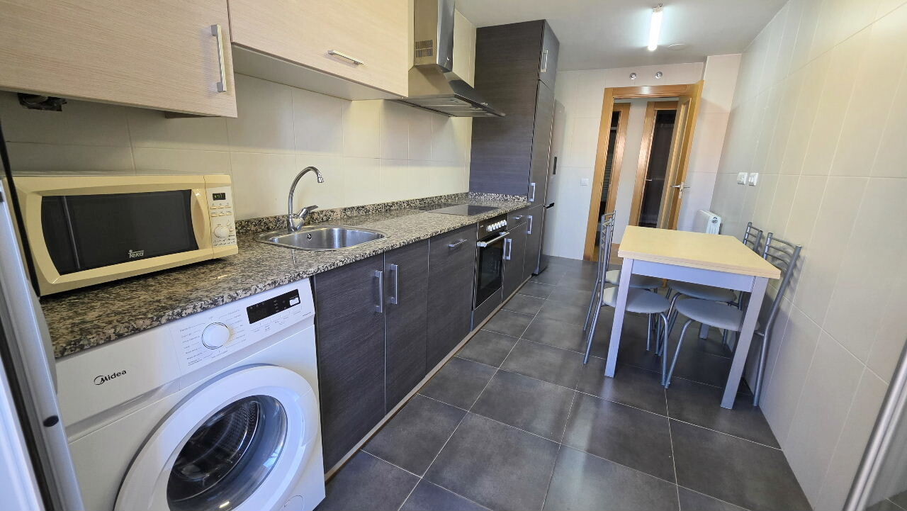 Pis de 93 m² a Lardero