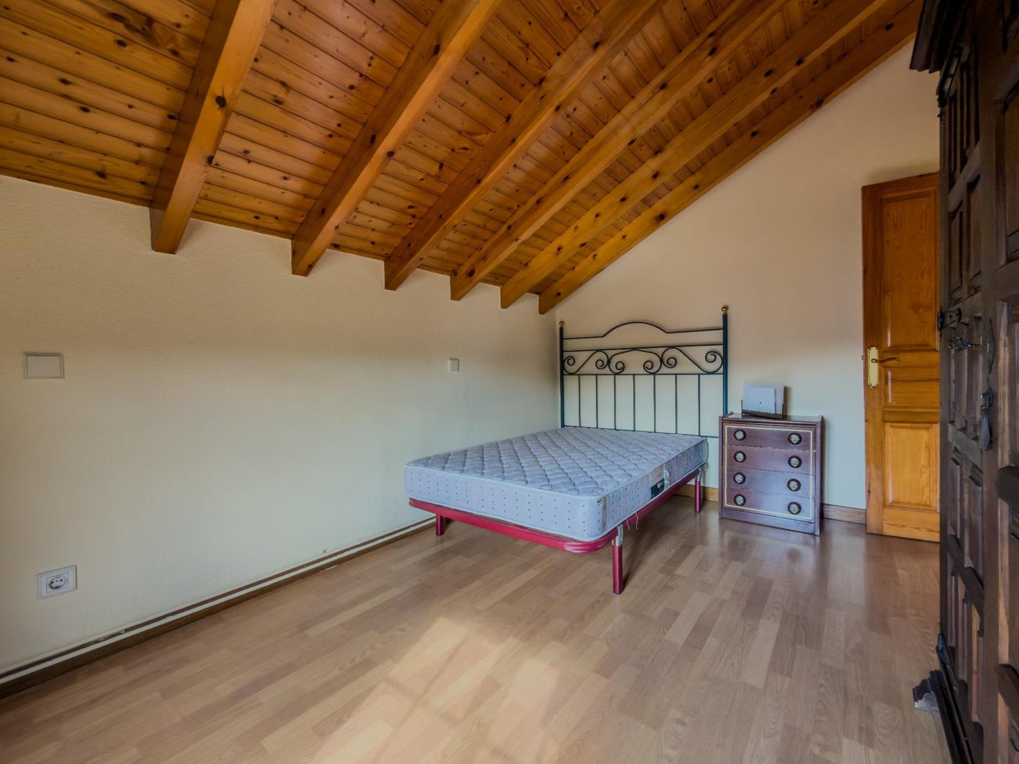 Casa de 226 m² a Camargo