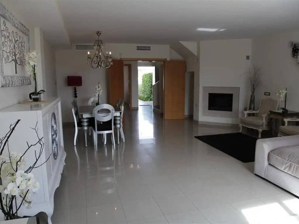 Casa de 180 m² a Estepona