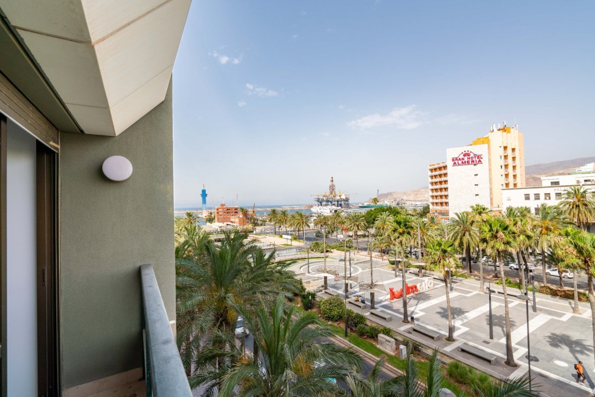 Piso de 218 m² en Almería