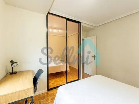 Piso de 64 m² en Oviedo