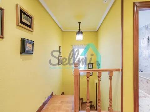 Piso de 125 m² en Oviedo