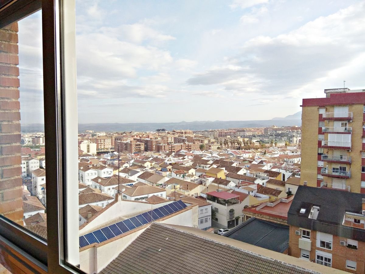 Piso de 95 m² en Jaén