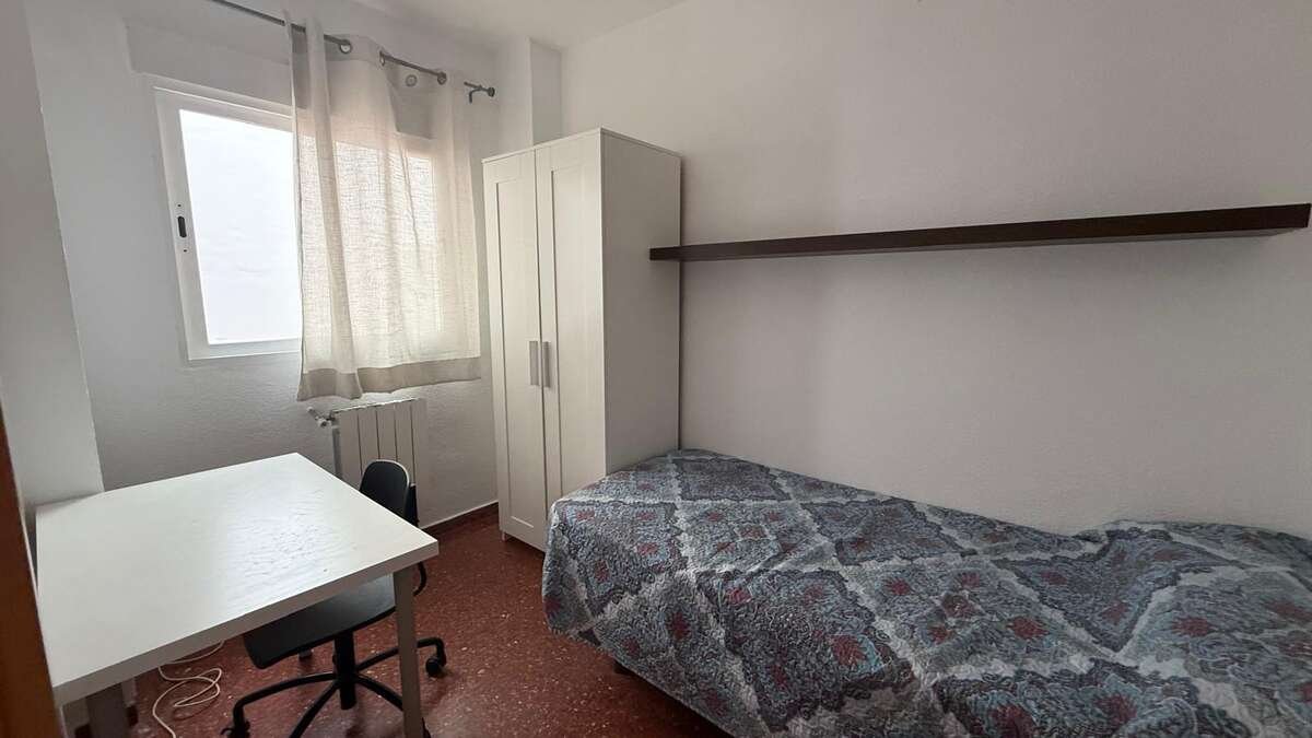 Piso de 90 m² en Granada