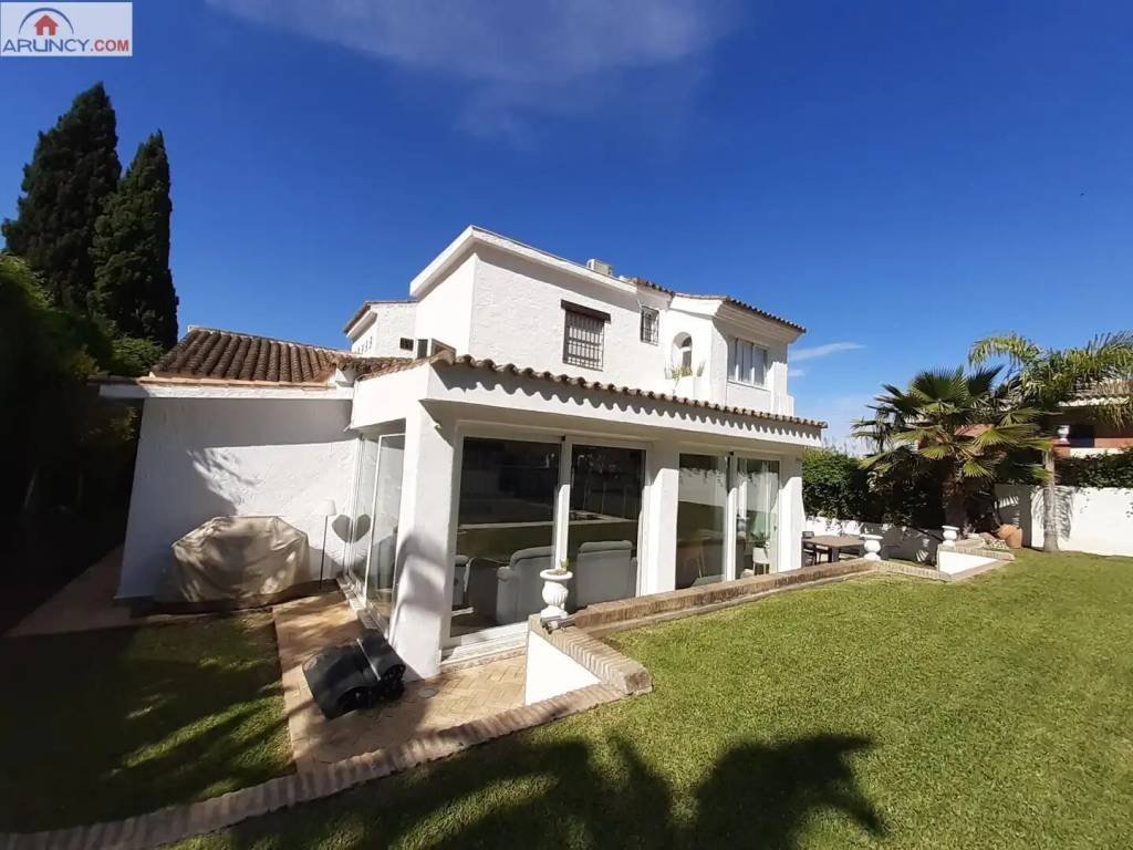 Piso de 418 m² en Dos Hermanas
