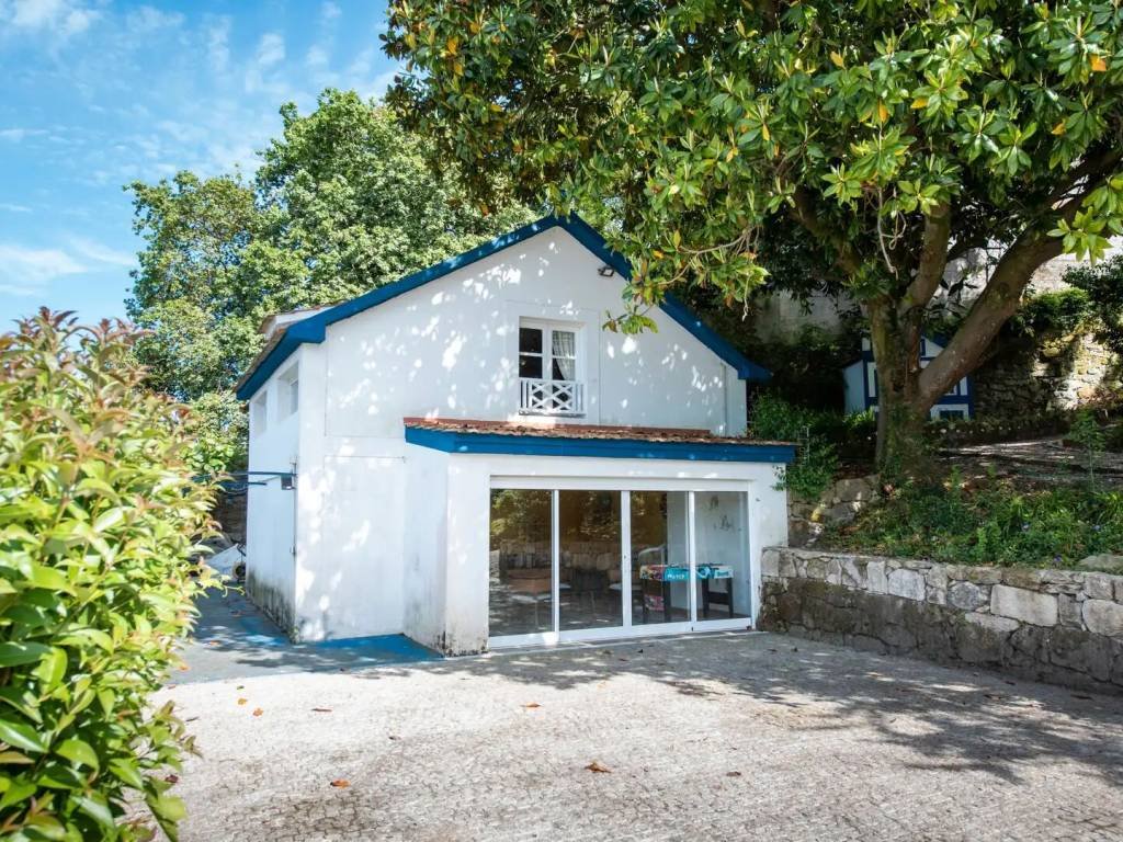 Casa de 400 m² en Redondela