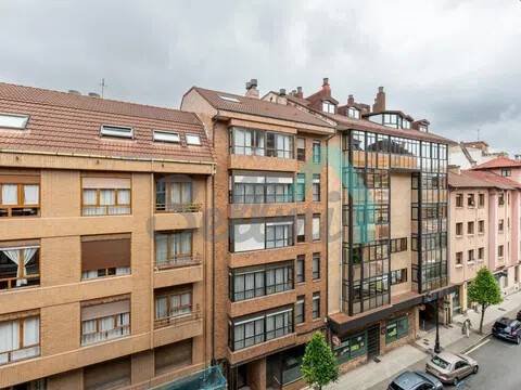 Habitación 122 m², Oviedo