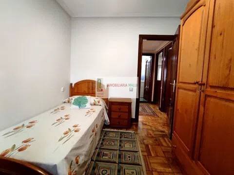 Piso de 95 m² en Oviedo