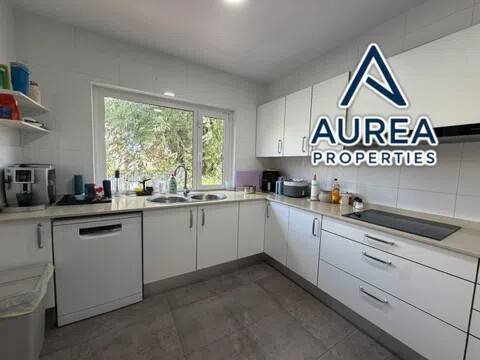 Haus 357 m² in Esplugues de Llobregat