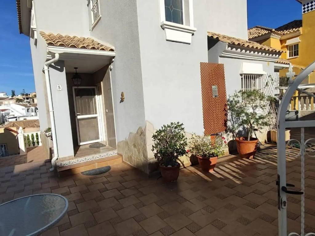 Casa de 123 m² en Orihuela