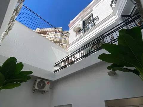 Habitación 400 m², Málaga