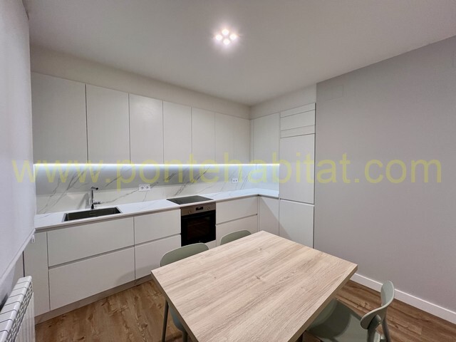 Pis de 80 m² a Pontevedra