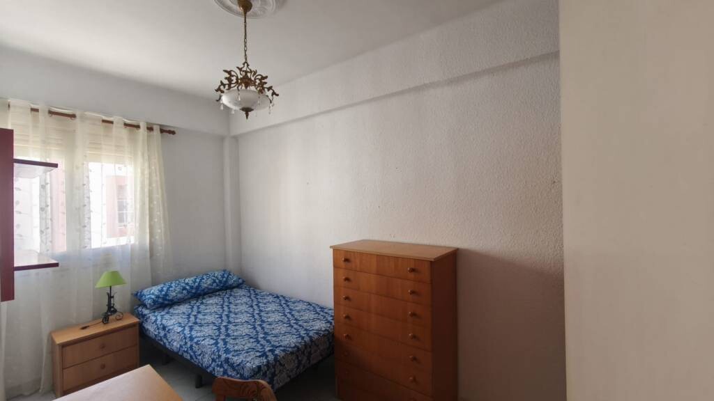Piso de 101 m² en Almería