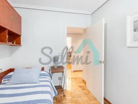 Piso de 72 m² en Oviedo
