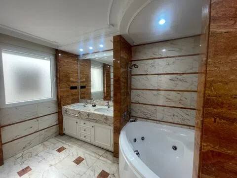 Piso de 230 m² en Murcia